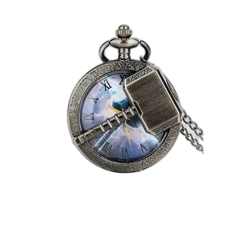 Thor's Hammer Quartz Halskædeur til kvinder med et Thor-inspireret design