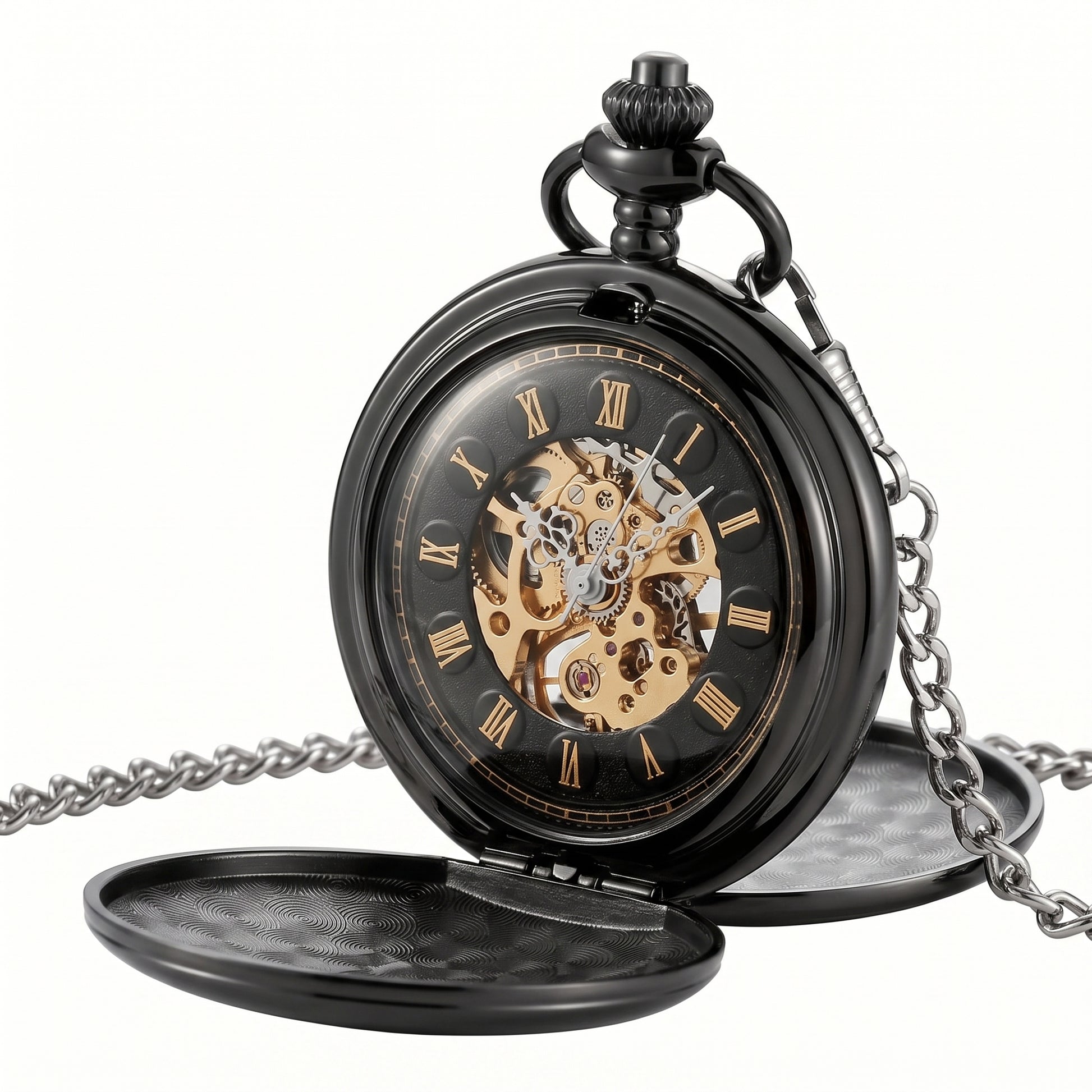 Montre à Gousset Mécanique Chasseur Homme coloris noir, boîtier ouvert sur fond blanc, cadran squelette et chiffres romains
